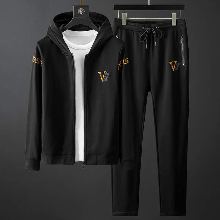 Picture of Versace Sweater Suits _SKUVersaceM-4XL25cx13542949